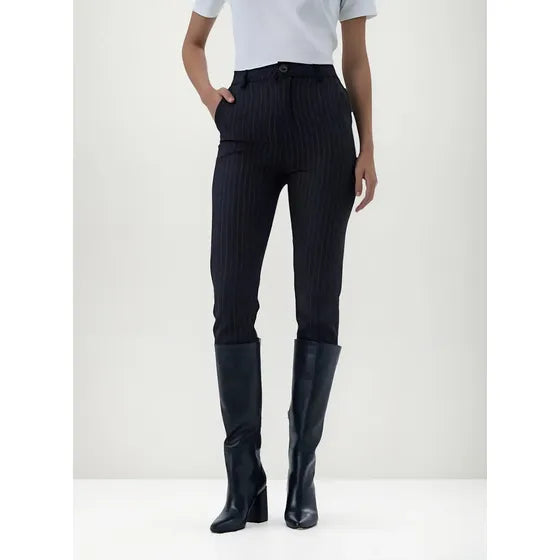 Pantalón Mujer Sastrero Twill Rayas Metropolitanas